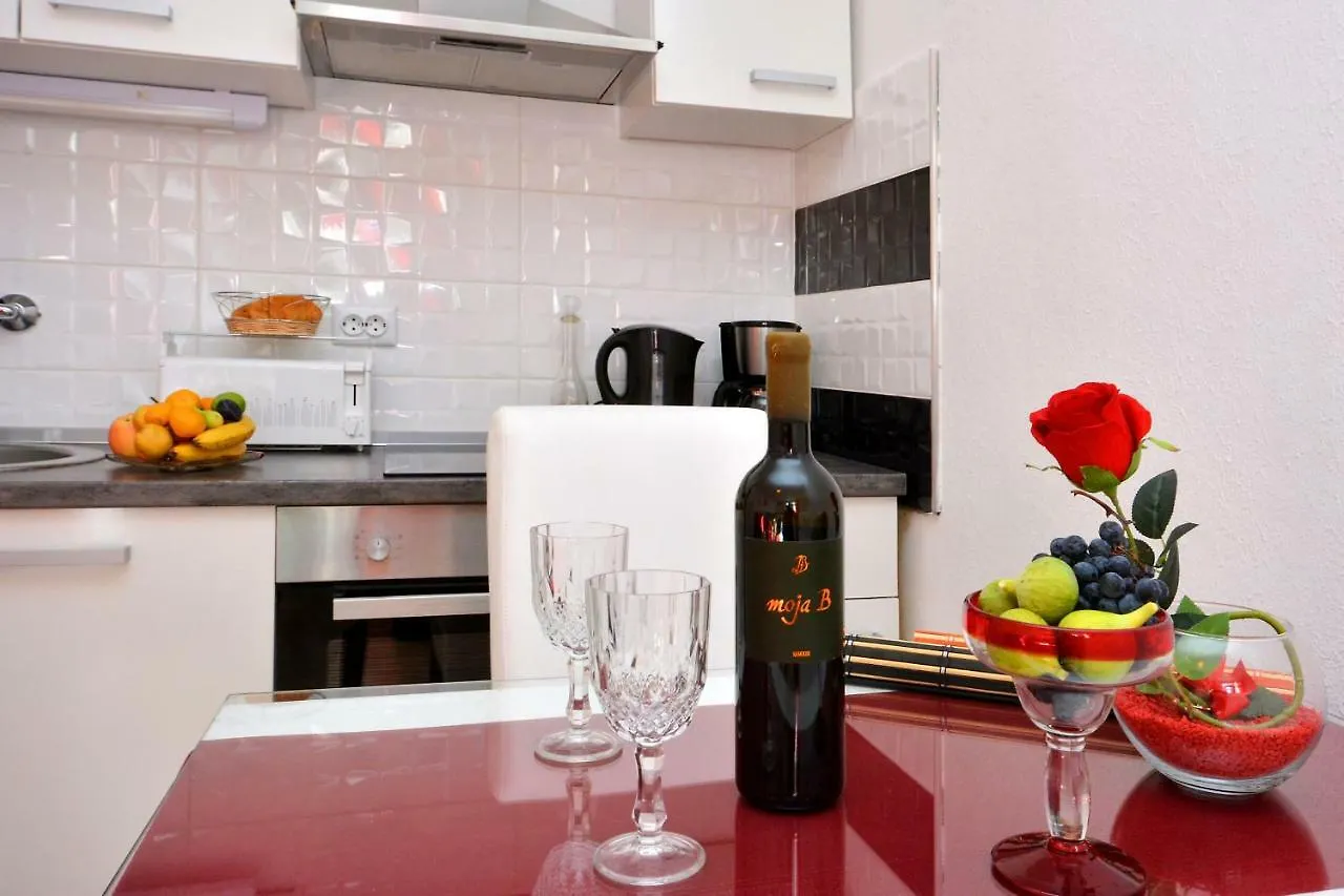Apartment Dijana 1 Split