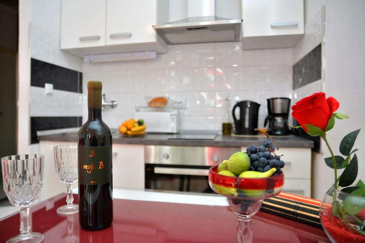 Apartment Dijana 1 Split