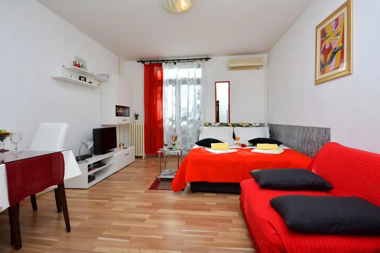 Apartment Dijana 1 Сплит
